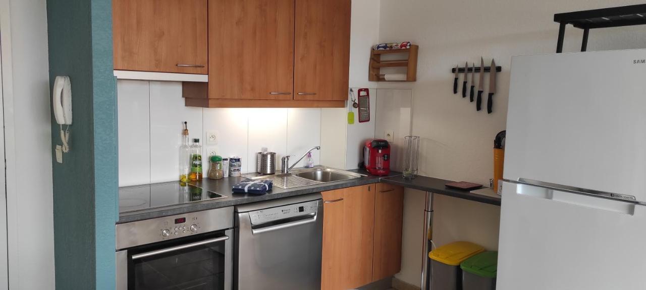 Appartement Avec Grande Terrasse A 15 Mn De La Mer Saint-Estève Exterior foto