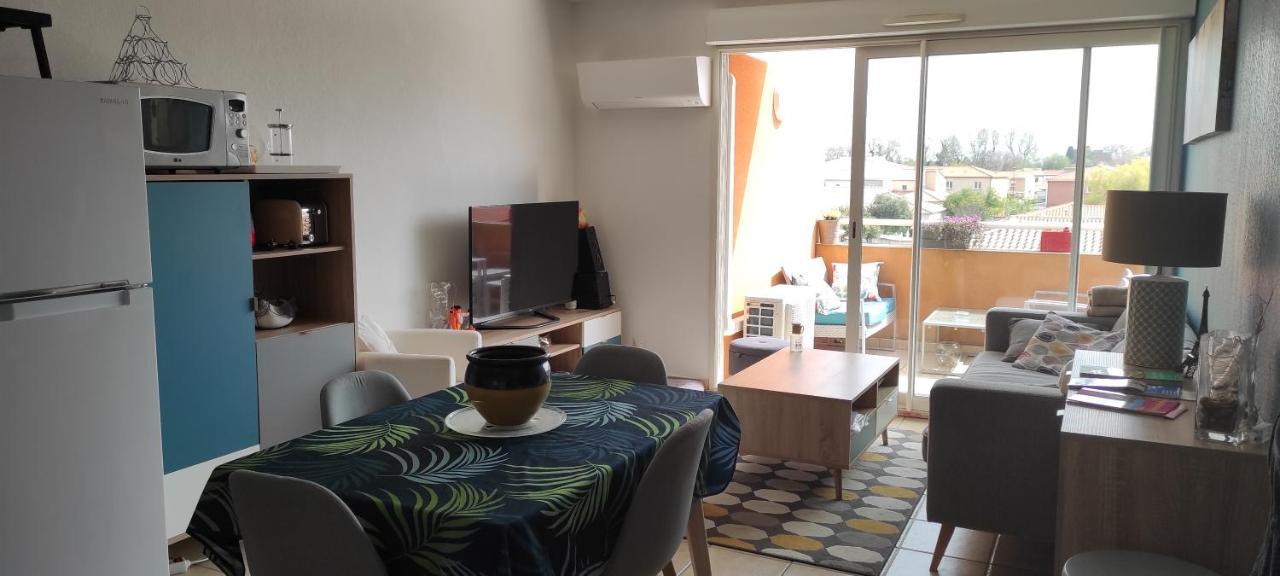 Appartement Avec Grande Terrasse A 15 Mn De La Mer Saint-Estève Exterior foto